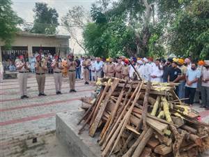 ਸੜਕ ਹਾਦਸੇ ’ਚ ਜ਼ਖ਼ਮੀ ਥਾਣੇਦਾਰ ਗੁਰਦੇਵ ਸਿੰਘ ਝਬਾਲ ਦੀ ਮੌਤ