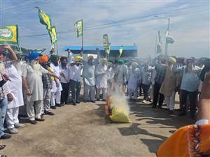 ਪਰਵਿੰਦਰ ਸਿੰਘ ਝੋਟਾ ਦੇ ਕਾਤਲਾਂ ਖ਼ਿਲਾਫ਼ ਸਖ਼ਤ ਕਾਰਵਾਈ ਤੇ ਪੀੜਤ ਪਰਿਵਾਰ ਨੂੰ ਇਨਸਾਫ਼ ਦਿਵਾਉਣ ਦੀ ਮੰਗ