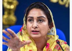 Punjab Politics : ਪਰਵਿੰਦਰ ਝੋਟਾ ਕਤਲ ਮਾਮਲੇ ’ਤੇ ਸਰਕਾਰ ’ਤੇ ਭੜਕੀ ਹਰਸਿਮਰਤ ਬਾਦਲ, ਮੁੱਖ ਮੰਤਰੀ ਤੇ ਡੀਜੀਪੀ ਦਾ ਮੰਗਿਆ ਅਸਤੀਫ਼ਾ