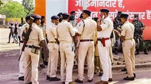ਪੁਲਿਸ ਮਹਿਕਮੇ 'ਚ ਵੱਡਾ ਫੇਰਬਦਲ, 31 ਪੁਲਿਸ ਮੁਲਾਜ਼ਮਾਂ ਦੇ ਬਦਲੇ ਕਾਰਜ ਖੇਤਰ; ਗਾਜ਼ ਡਿੱਗਣ ਤੋਂ ਬਾਅਦ 3 ਥਾਣਾ ਇੰਚਾਰਜ ਲਾਈਨ ਹਾਜ਼ਰ