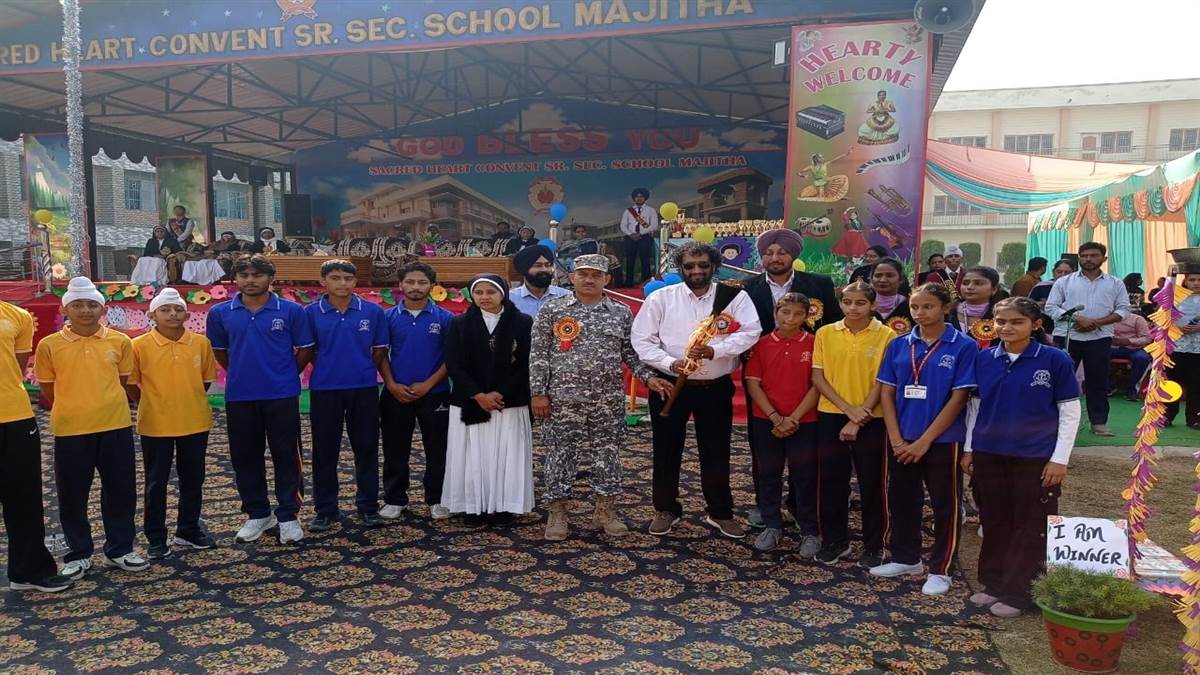ਸੈਂਕਰਡ ਹਾਰਟ ਕਾਨਵੈਂਟ ਸਕੂਲ ’ਚ ਸਾਲਾਨਾ ਖੇਡ ਦਿਵਸ ਮਨਾਇਆ