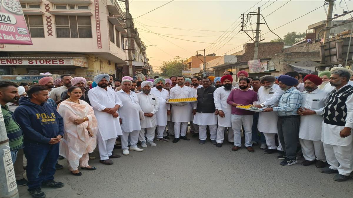ਪ੍ਰੀਤਮ ਸਿੰਘ ਦੇ ਜ਼ਿਲ੍ਹਾ ਪ੍ਰਧਾਨ ਬਣਨ ’ਤੇ ਗੋਨਿਆਣਾ ’ਚ ਲੱਡੂ ਵੰਡੇ