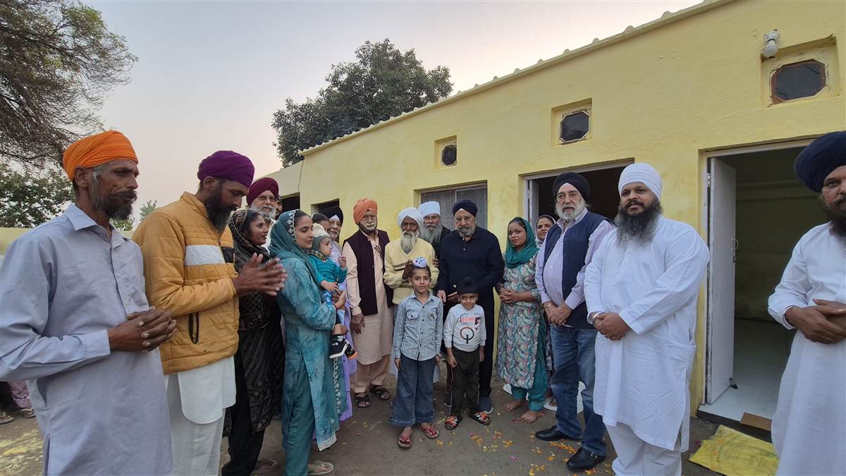 ਕਲਗੀਧਰ ਟਰੱਸਟ ਬੜੂ ਸਾਹਿਬ ਨੇ 35 ਹੜ੍ਹ ਪੀੜਤਾਂ ਨੂੰ ਬਣਾ ਕੇ ਦਿੱਤੇ ਘਰ