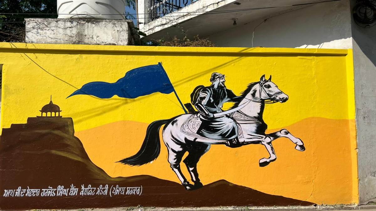 350th Shaheedi Diwas : ਗੁਰੂ ਨਗਰੀ ਦੀਆਂ ਦੀਵਾਰਾਂ ’ਤੇ ਸਿੱਖ ਇਤਿਹਾਸ ਦੀ ਚਿੱਤਰਕਾਰੀ ਖਿੱਚ ਦਾ ਕੇਂਦਰ
