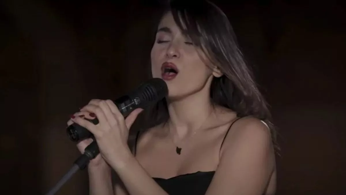 ਈਰਾਨ 'ਚ ਬਿਨਾਂ ਹਿਜਾਬ ਦੇ ਆਨਲਾਈਨ ਈਵੈਂਟ 'ਚ ਗਾ ਰਹੀ ਸੀ ਗਾਇਕਾ, ਪੁਲਿਸ ਨੇ ਕੀਤਾ ਗ੍ਰਿਫਤਾਰ