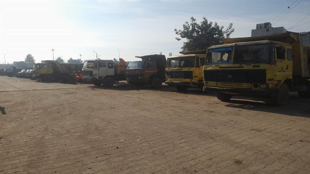 ਆਨਲਾਈਨ ਸਿਸਟਮ ਖਿਲਾਫ ਕੂੜਾ ਚੁੱਕਣਾ ਬੰਦ, ਚੰਦਨ ਗਰੁੱਪ ਨੇ ਸਾਰੇ ਡੰਪ ਸਾਫ਼ ਕਰਵਾਏ