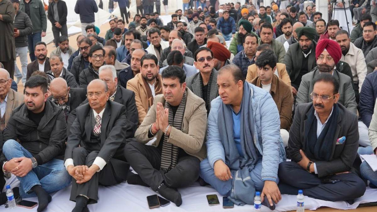 ਪ੍ਰੋ. ਧੀਰ ਨੂੰ ਉੱਘੀਆਂ ਸ਼ਖਸੀਅਤਾਂ ਨੇ ਦਿੱਤੀ ਸ਼ਰਧਾਂਜਲੀ