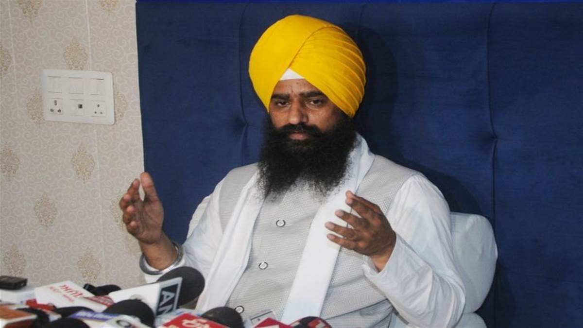 ਵੀਡੀਓ ਵਿਵਾਦ : ਜਥੇਦਾਰ ਵੱਲੋਂ ਸਪੱਸ਼ਟ, ਫੋਰੈਂਸਿਕ ਜਾਂਚ ਤੋਂ ਬਾਅਦ ਹੀ ਸੰਗਤ ਦੀ ਕਚਹਿਰੀ 'ਚ ਰੱਖਿਆ ਜਾਵੇਗਾ ਪੱਖ