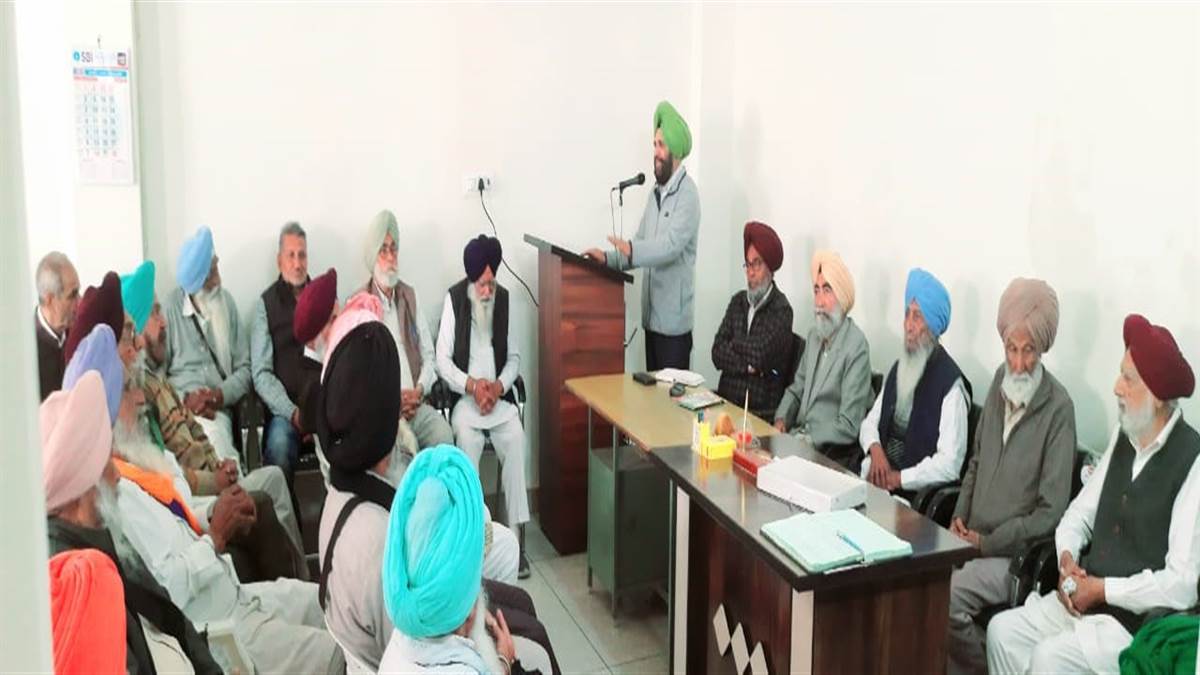 ਸਰਕਾਰ ਨੂੰ ਭੁਗਤਣਾ ਪਏਗਾ ਪੈਨਸ਼ਨਰਾਂ ਦੀ ਮੰਗਾਂ ਨਾ ਮੰਨਣ ਦਾ ਖ਼ਮਿਆਜ਼ਾ : ਕਰਮਜੀਤ ਸ਼ਰਮਾ