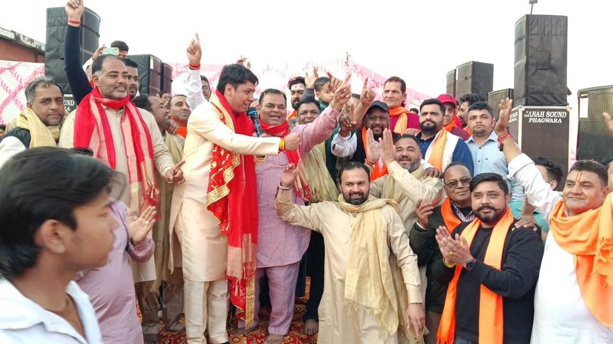 ਠਾਕੁਰਦੁਆਰਾ ਸ਼ਿਵ ਮੰਦਰ ’ਚ ਧੂਮਧਾਮ ਨਾਲ ਮਨਾਈ ਮਹਾਂਸ਼ਿਵਰਾਤਰੀ