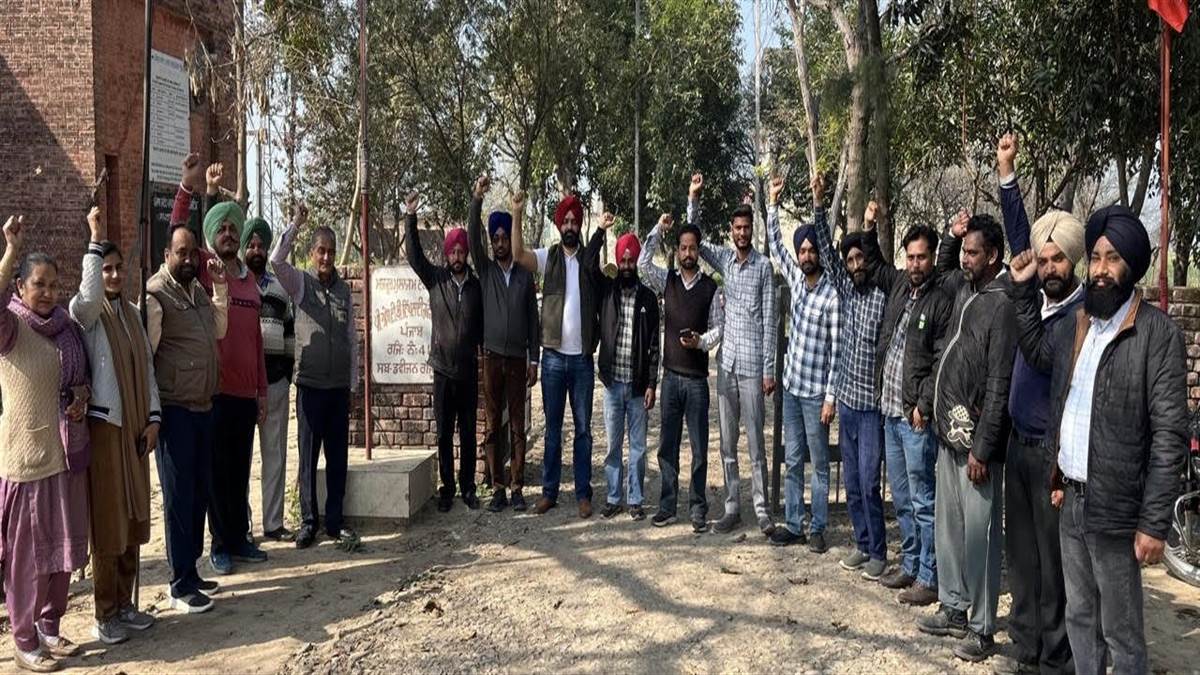 ਮੁਲਾਜ਼ਮ ਜਥੇਬੰਦੀਆਂ ਨੇ ਖੇੜਾ ਗੱਜੂ ਸਬ ਡਵੀਜ਼ਨ ’ਚ ਕੀਤਾ ਪ੍ਰਦਰਸ਼ਨ