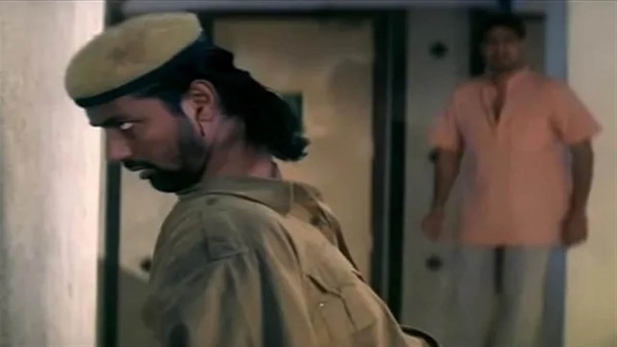 24 ਸਾਲ ਪਹਿਲਾਂ ਜਿਸ ਘਰ ’ਚ ਹੋਈ ਸੀ ਫ਼ਿਲਮ 'Bhoot' ਦੀ ਸ਼ੂਟਿੰਗ, ਅੱਜ ਵੀ ਵੀਰਾਨ ਪਿਆ ਹੈ ਉਹ ਫਲੈਟ; ਰਾਮ ਗੋਪਾਲ ਵਰਮਾ ਦਾ ਖੁਲਾਸਾ