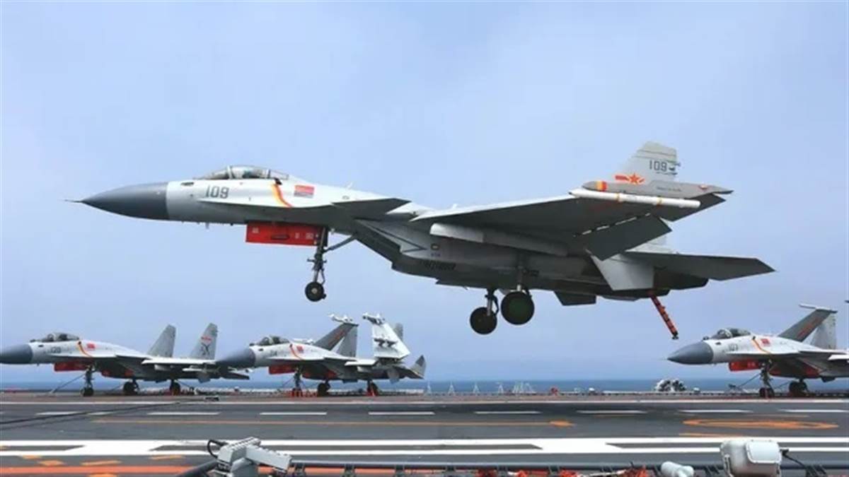 ਤਾਈਵਾਨ ਉੱਪਰ ਮੰਡਰਾਉਣ ਵਾਲੇ ਚੀਨੀ ਫਾਈਟਰ ਜੈੱਟ ਦੋ ਹਫ਼ਤਿਆਂ ਤੱਕ ਕਿਉਂ ਰਹੇ ਖ਼ਾਮੋਸ਼? ਅਮਰੀਕਾ ਨਾਲ ਕੀ ਹੈ ਕਨੈਕਸ਼ਨ?