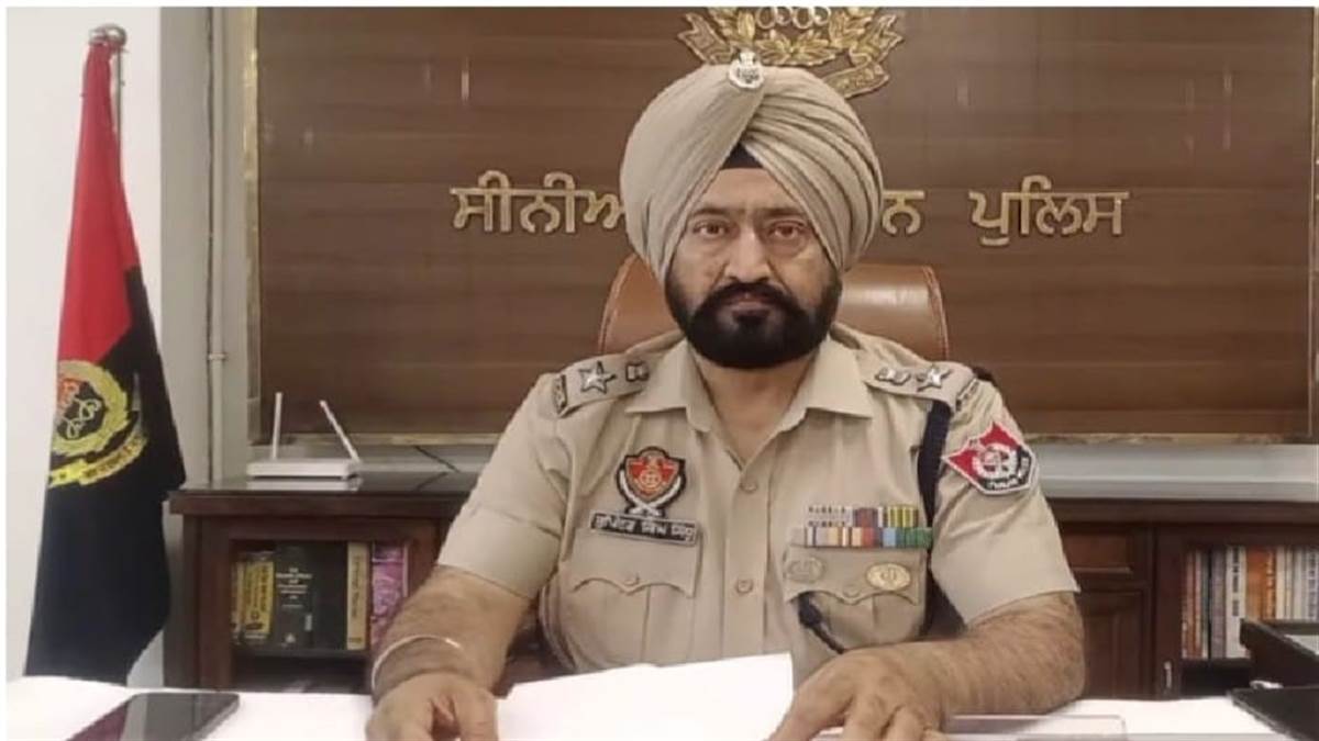 ਪੁਲਿਸ ਦੀ ਘੱਟ ਨਫ਼ਰੀ , ਦੂਰ ਤੱਕ ਉੱਡਦੇ ਡਰੋਨ ਤੇ ਹਥਿਆਰ ਵੇਚਦੀਆਂ ਔਰਤਾਂ ਖਤਰੇ ਦੀ ਘੰਟੀ !
