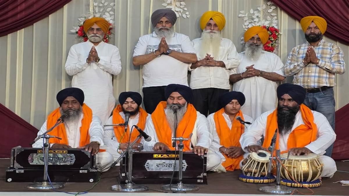 ਖਾਲਸਾ ਪੰਥ ਦੇ ਸਾਜਨਾ ਦਿਵਸ ਨੂੰ ਸਮਰਪਿਤ ਗੁਰਦੁਆਰਾ ਸ੍ਰੀ ਗੁਰੂ ਸਿੰਘ ਸਭਾ ਵਿਖੇ ਕਰਵਾਇਆ ਵਿਸ਼ੇਸ਼ ਗੁਰਮਤਿ ਸਮਾਗਮ