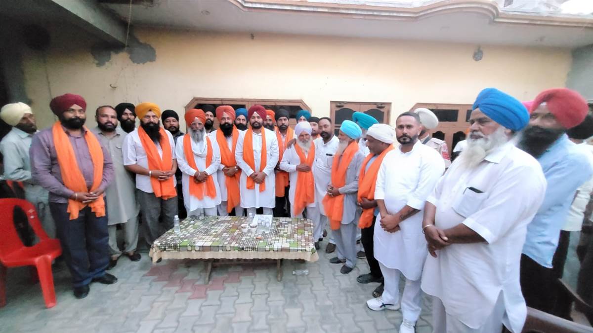 ਧੂੰਦਾ ਦੀ ਪੰਚਾਇਤ ਕਾਂਗਰਸ ਛੱਡ ਕੇ ‘ਆਪ’ ਵਿਚ ਸ਼ਾਮਲ