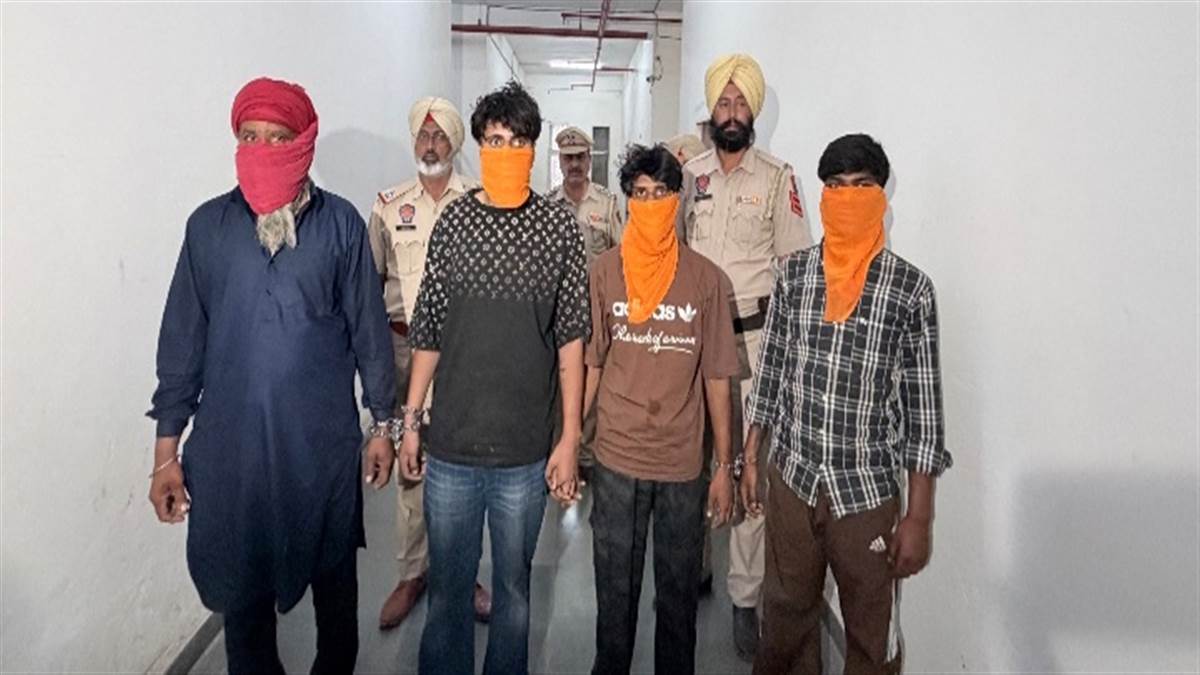 ਸਰਪੰਚ ਦੇ ਘਰ 'ਤੇ ਪੈਟਰੋਲ ਬੰਬ ਸੁੱਟਣ ਵਾਲੇ 4 ਗ੍ਰਿਫ਼ਤਾਰ