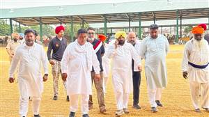 ਦਾਣਾ ਮੰਡੀ ਤੇ ਪਨਸਪ ਗੁਦਾਮਾਂ ਦੇ ਵਿਕਾਸ ਕਾਰਜਾਂ ਦਾ ਈਟੀਓ ਵੱਲੋਂ ਜਾਇਜ਼ਾ