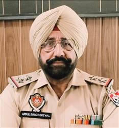 ਤਪਾ ਪੁਲਿਸ ਦੀ ਵੱਡੀ ਕਾਰਵਾਈ: 17 ਬੋਤਲਾਂ ਸ਼ਰਾਬ ਸਮੇਤ ਤਸਕਰ ਚੜ੍ਹਿਆ ਪੁਲਿਸ ਅੜਿੱਕੇ