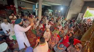 ਪਿੰਡ ਸਰਾਂ ਵਿਖੇ ਭਾਜਪਾ ਸੂਬਾ ਸਕੱਤਰ ਮੰਨਾ ਨੇ ਕੀਤੀ ਮੀਟਿੰਗ