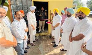 ਚੇਅਰਮੈਨ ਭੱਲਾ ਨੇ ਨਿਵੇਕਲੇ ਢੰਗ ਨਾਲ ਮਨਾਇਆ ਜਨਮ ਦਿਨ, 1000 ਪੌਦੇ ਵੰਡੇ