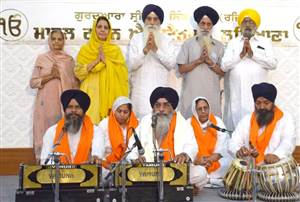ਸੰਤ ਬਾਬਾ ਨਿਧਾਨ ਸਿੰਘ ਦੀ ਯਾਦ ਨੂੰ ਸਮਰਪਿਤ ’ਚ ਕਰਵਾਇਆ ਕੀਰਤਨ