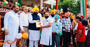ਭਲਵਾਨ ਭੁਪਿੰਦਰ ਪਾਲ ਸਿੰਘ ਜਾਡਲਾ ਨੂੰ ਕੀਤਾ ਸਨਮਾਨਿਤ