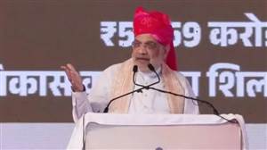 'ਵੋਟ ਬੈਂਕ ਦੇ ਲਾਲਚ 'ਚ ਕਾਂਗਰਸ ਭੁੱਲ ਗਈ ਵੰਦੇ ਮਾਤਰਮ', ਚਿਤੌੜਗੜ੍ਹ ਰੈਲੀ 'ਚ ਅਮਿਤ ਸ਼ਾਹ ਦਾ ਤਿੱਖਾ ਹਮਲਾ