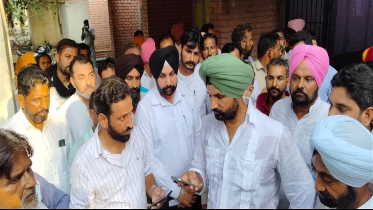 ਰਾਜਾ ਵੜਿੰਗ ਨੇ ਅਫ਼ਸਰਸ਼ਾਹੀ ਤੇ ਲਗਾਏ ਸਿਆਸੀ ਸ਼ਹਿ ’ਤੇ ਕਾਂਗਰਸੀ ਵਰਕਰਾਂ ਨਾਲ ਧੱਕਾ ਕਰਨ ਦੇ ਦੋਸ਼