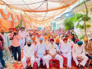 ਵਿਧਾਇਕ ਲਾਲਪੁਰਾ ਦੀ ਅਗਵਾਈ ਹੇਠ ਅਨੇਕਾਂ ਪਰਿਵਾਰ ਆਪ ’ਚ ਹੋਏ ਸ਼ਾਮਲ