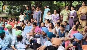 ਸਿੱਖਿਆ ਪ੍ਰਣਾਲੀ 'ਤੇ ਉੱਠੇ ਸਵਾਲ, ਰਾਸ਼ਨ ਕਾਰਡ ਵੈਰੀਫਿਕੇਸ਼ਨ ਕੰਮ ਦਾ ਜ਼ਬਰਦਸਤ ਵਿਰੋਧ; ਅਧਿਆਪਕ ਆਗੂਆਂ ਨੇ ਘੇਰੀ ਸਰਕਾਰ