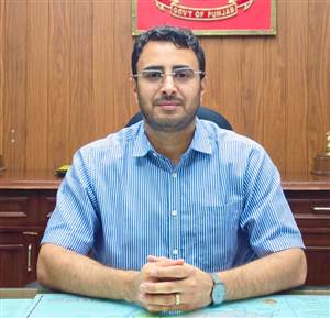 ‘ਯੁੱਧ ਨਸ਼ਿਆਂ ਵਿਰੁੱਧ’ ਮੁਹਿੰਮ : ਢਿੱਲਵਾਂ ਵਿਖੇ ਬਣਨਗੇ ਖੇਡ ਮੈਦਾਨ ਤੇ ਪਾਰਕ : ਡੀਸੀ