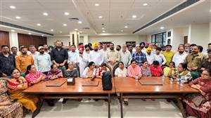 ਥਿਆੜਾ ਦੇ ਹੱਕ 'ਚ 10 ਬਲਾਕ ਪ੍ਰਧਾਨਾਂ ਨੇ ਦਿੱਤੇ ਅਸਤੀਫ਼ੇ