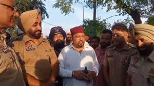 ਸ਼ੋਭਾ ਯਾਤਰਾ ਦੀ ਆਰੰਭਤਾ ਨੂੰ ਲੈ ਕੇ ਡੇਰਾ ਬੱਲਾਂ ’ਚ ਭਖਿਆ ਮਾਹੌਲ