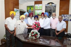 ਡਾ. ਧਾਲੀਵਾਲ ਨੂੰ ਦਿੱਤੀਆਂ ਸ਼ੁੱਭ ਕਾਮਨਾਵਾਂ