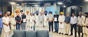 ਨਵਨਿਯੁਕਤ ਅਹੁਦੇਦਾਰਾਂ ਨੂੰ ਅਰਵਿੰਦ ਖੰਨਾ ਨੇ ਸੌਂਪੇ ਨਿਯੁਕਤੀ ਪੱਤਰ
