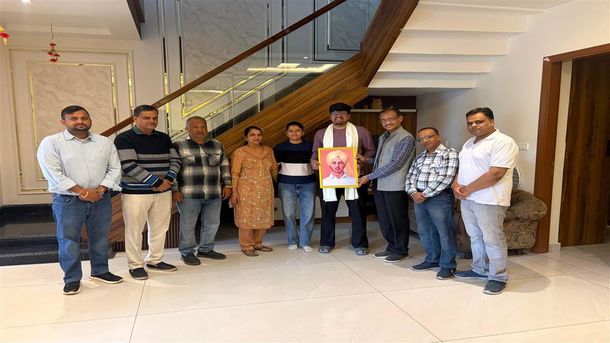 ਡਾ. ਸਿੰਗਲਾ ਦਾ ਕੈਮਿਸਟ ਐਸੋਸੀਏਸ਼ਨ ਵੱਲੋਂ ਸਨਮਾਨ