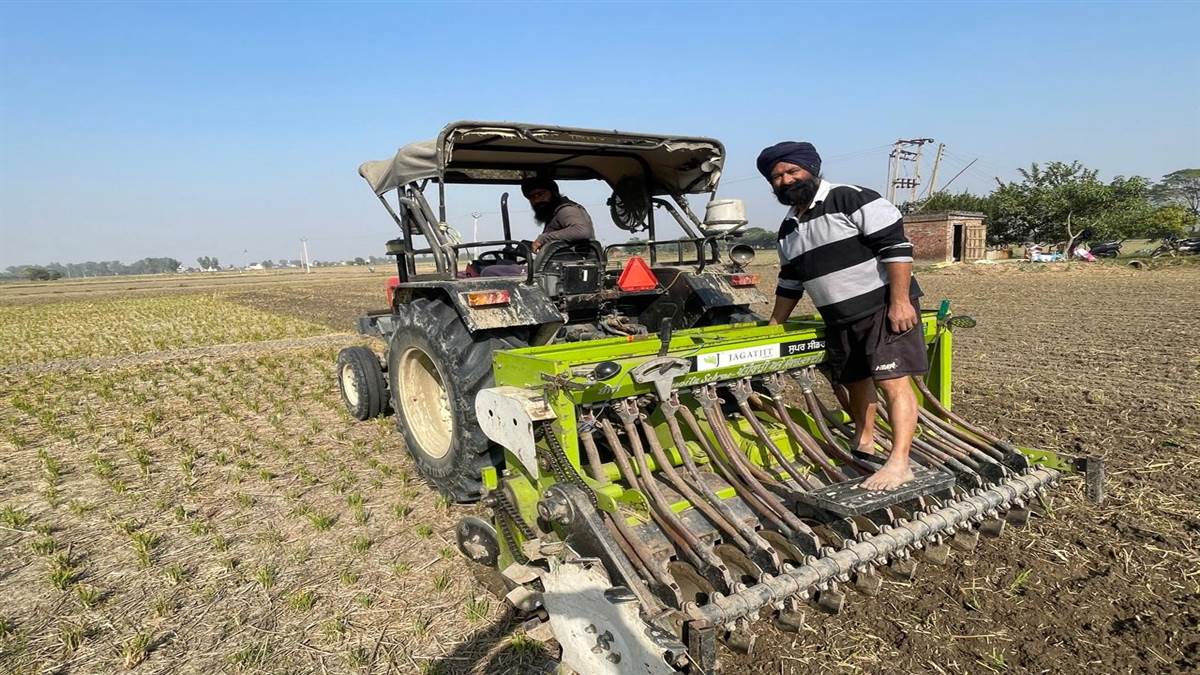 ਦੇਸ਼ ਦੀ ਸੇਵਾ ਕਰਨ ਤੋਂ ਸਿੱਧੀ ਬਿਜਾਈ ਕਰ ਰਿਹਾ ਹੈ ਸੇਵਾਮੁਕਤ ਫੌਜੀ ਅਪਰ ਅਪਾਰ ਸਿੰਘ