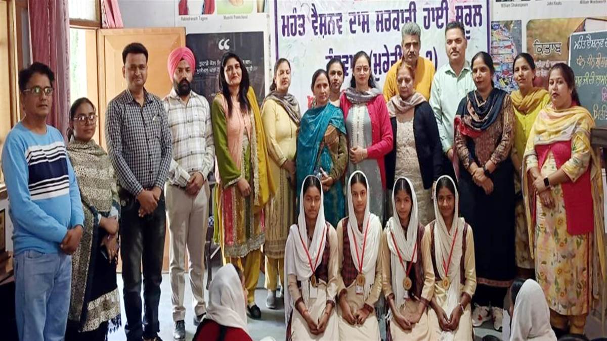 ਜੰਡਵਾਲ ਸਕੂਲ 'ਚ ਸ਼ਹੀਦੀ ਦਿਵਸ ਨੂੰ ਸਮਰਪਿਤ ਪ੍ਰੋਗਰਾਮ ਕਰਵਾਇਆ