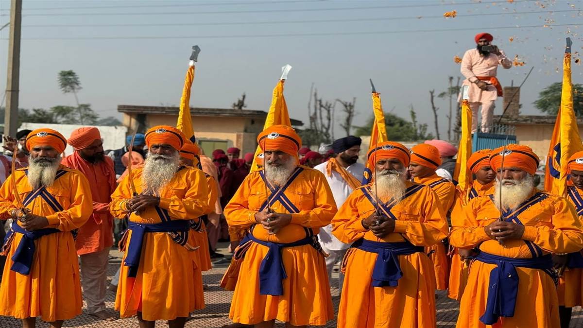 ਪ੍ਰਕਾਸ਼ ਪੁਰਬ ਨੂੰ ਸਮਰਪਿਤ ਨਗਰ ਕੀਰਤਨ ਹੋਇਆ ਸਮਾਪਤ