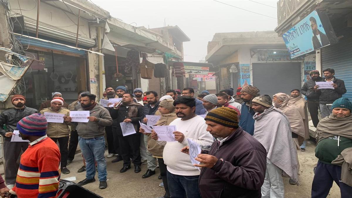 ਮੰਡੀ ਪੰਜੇ ਕੇ ਉਤਾੜ ਦੀ ਪੰਚਾਇਤ ਤੇ ਨੌਜਵਾਨਾਂ ਨੇ ਕੱਢੀ ਚੇਤਨਾ ਰੈਲੀ