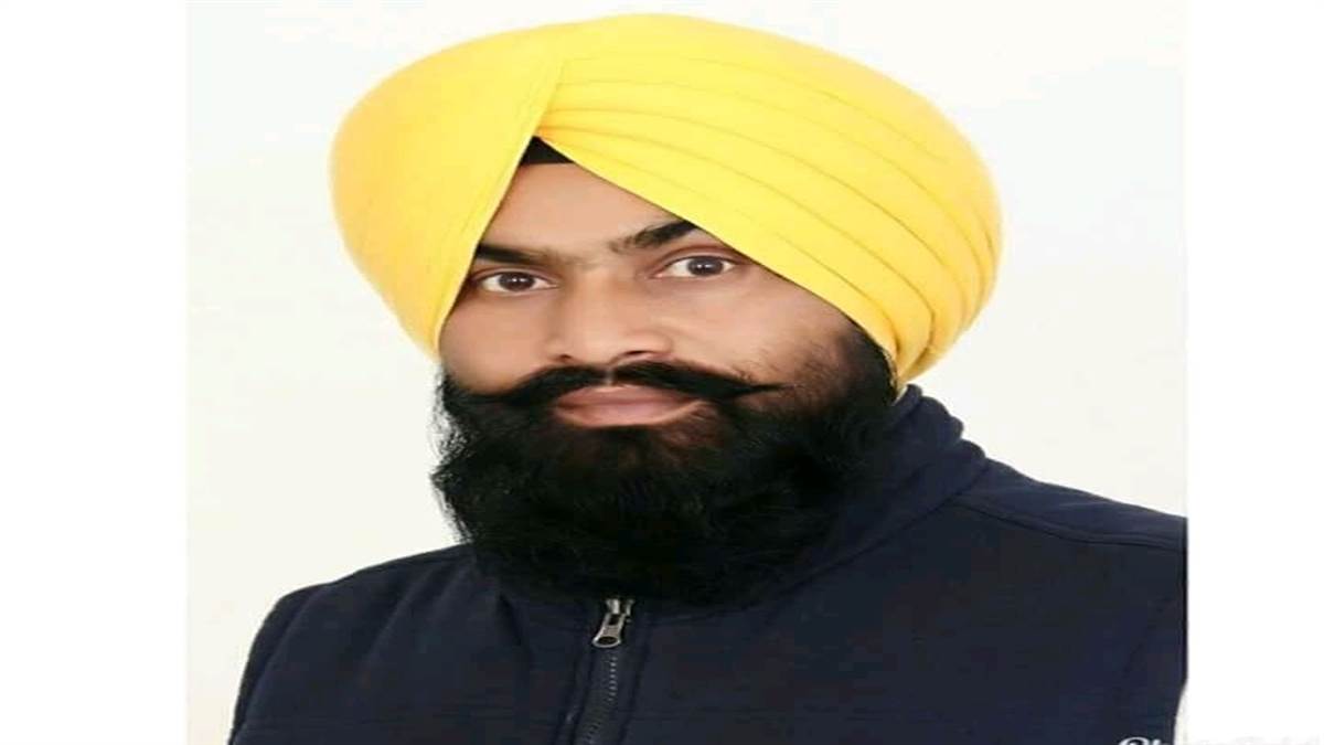 ਪੇਪਰ ’ਚ ਨਾ ਬੈਠਨ ਦੇਣ ਕਾਰਨ ਬੱਚੀ ਧਾਹਾਂ ਮਾਰ ਕੇ ਰੋਈ