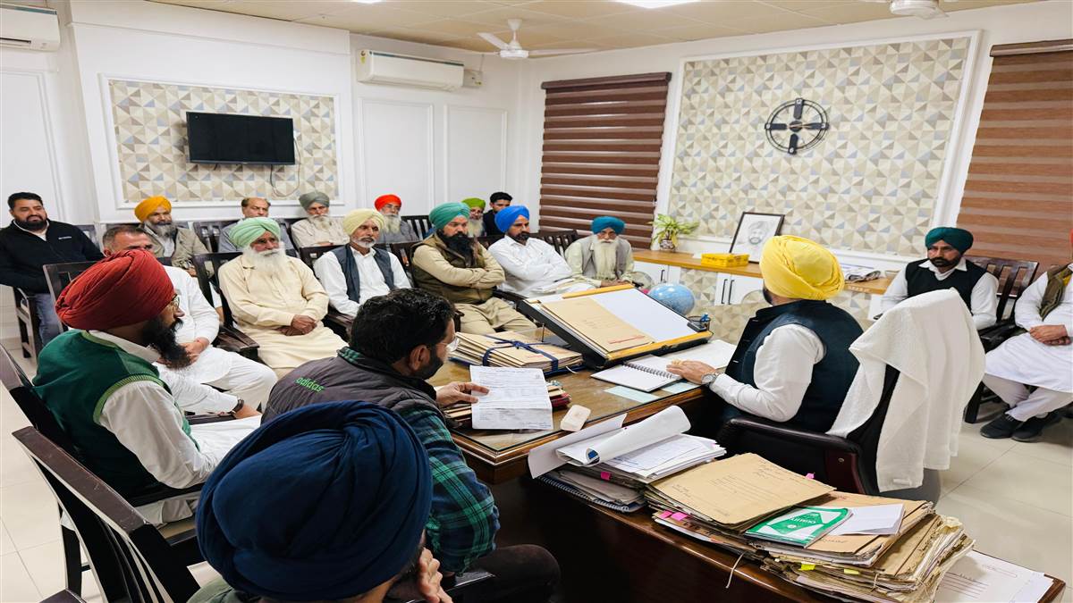 ਚੇਅਰਮੈਨ ਭੱਲਾ ਨੇ ਮੌਕੇ ’ਤੇ ਕਈ ਮਸਲੇ ਕਰਵਾਏ ਹੱਲ