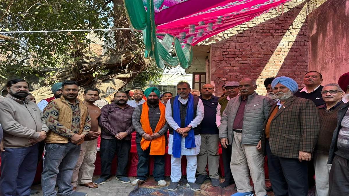 ਵਪਾਰੀਆਂ ਅਤੇ ਦੁਕਾਨਦਾਰਾਂ ਨੂੰ ਸੁਰੱਖਿਆ ਪ੍ਰਦਾਨ ਕਰਨ ’ਚ ਅਸਫ਼ਲ ਰਹੀ ਸਰਕਾਰ : ਐੱਨਕੇ ਸ਼ਰਮਾ