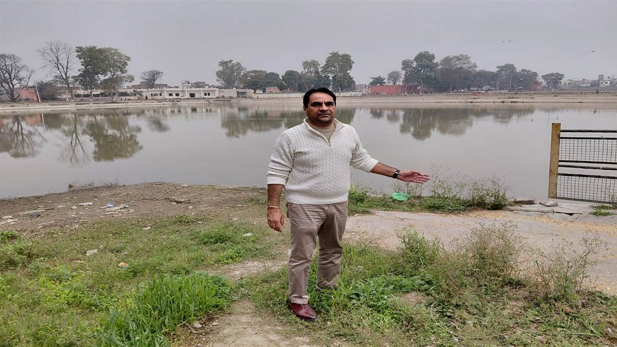 ਮਹੀਨੇ ਤੋਂ ਪਾਣੀ ਦਾ ਪਿਆ ਕਾਲ, ਬਿੱਲਾਂ ਦੀ ਬਾਰਸ਼ ਜਾਰੀ