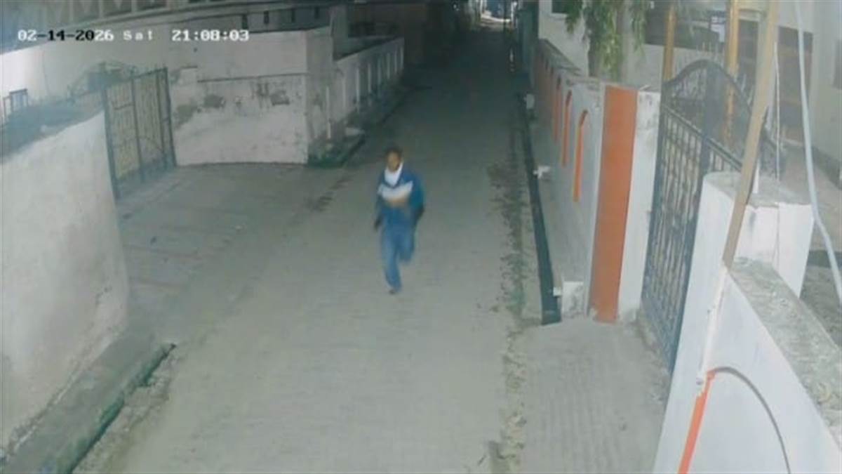 ਖੁਦ ਨੂੰ ਪੁਲਿਸ ਦੱਸ ਕੇ ਘਰ ’ਚ ਵੜੇ ਵਿਅਕਤੀ ਫਾਇਰ ਮਗਰੋਂ ਫਰਾਰ