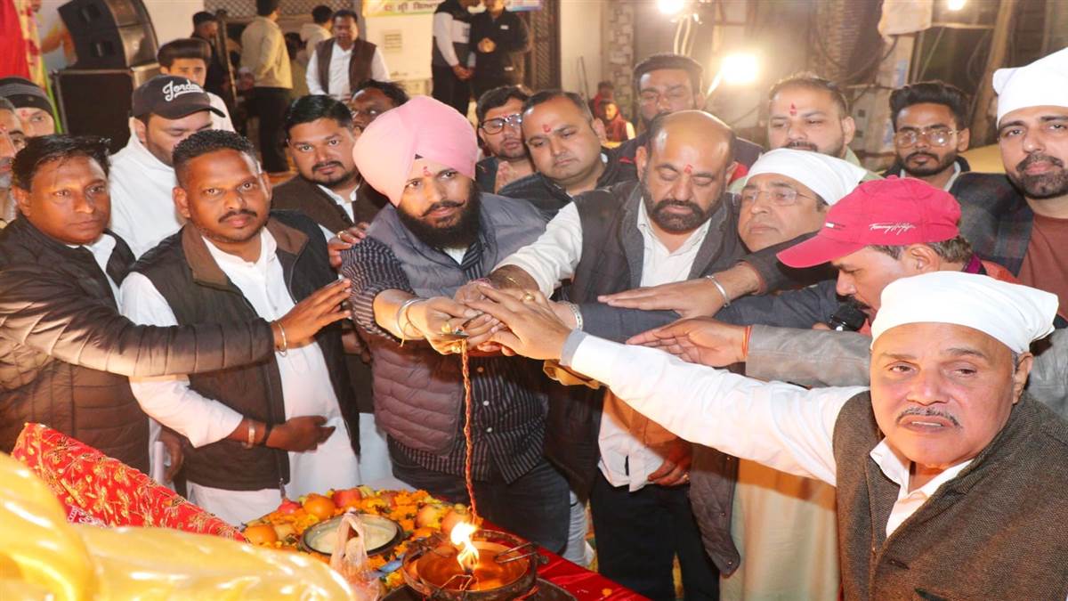 ਅਮਲੋਹ ’ਚ ਗਣਪਤੀ ਯੁਵਾ ਸੰਗਠਨ ਵੱਲੋਂ ਵਿਸ਼ਾਲ ਭਗਵਤੀ ਜਾਗਰਣ