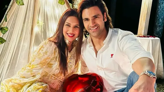 41 ਦੀ ਉਮਰ 'ਚ ਮਾਂ ਬਣੇਗੀ ਦਿਵਿਆਂਕਾ ਤ੍ਰਿਪਾਠੀ, ਵਿਆਹ ਦੇ 10 ਸਾਲ ਬਾਅਦ ਪ੍ਰਸ਼ੰਸਕਾਂ ਨੂੰ ਦੇਣਗੇ ਖ਼ੁਸ਼ਖਬਰੀ?