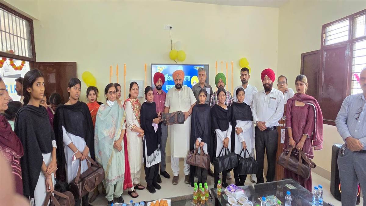 ਪੰਜਾਬ ਸਰਕਾਰ ਵਿਦਿਆਰਥੀਆਂ ਦੇ ਸਰਬਪੱਖੀ ਵਿਕਾਸ ਲਈ ਤੱਤਪਰ : ਵਿਧਾਇਕ ਭੁੱਲਰ