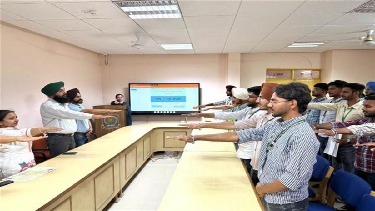 ‘ਨਸ਼ੇ ਨੂੰ ਨਾਂਹ ਤੇ ਜਿੰਦਗੀ ਨੂੰ ਹਾਂ’ ਤਹਿਤ ਕੀਤਾ ਜਾਗਰੂਕ